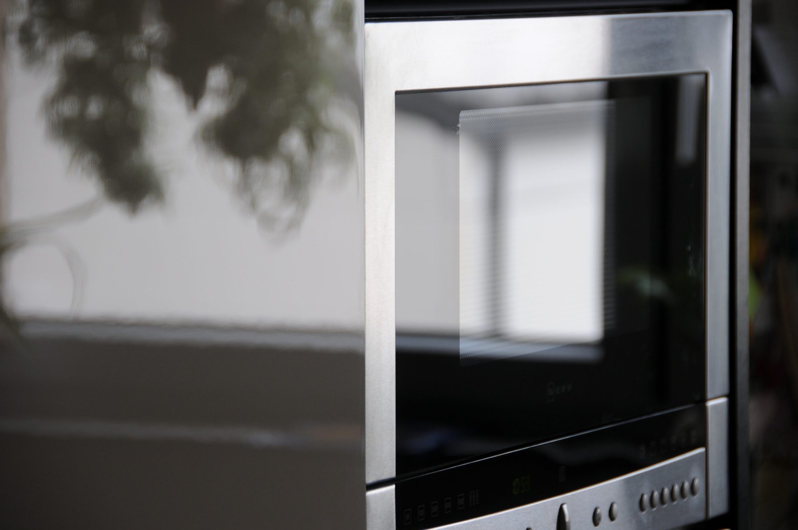 Chrome, Kitchen, Microwave image. 